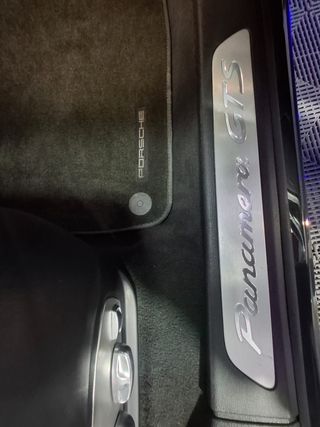 PORSCHE Panamera 4.8 GTS