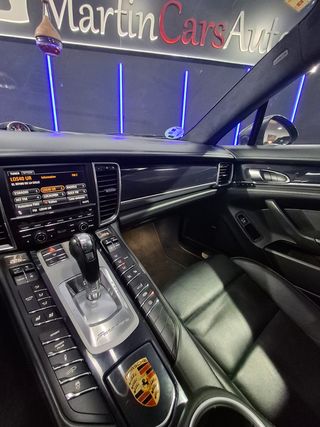 PORSCHE Panamera 4.8 GTS