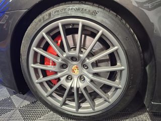 PORSCHE Panamera 4.8 GTS