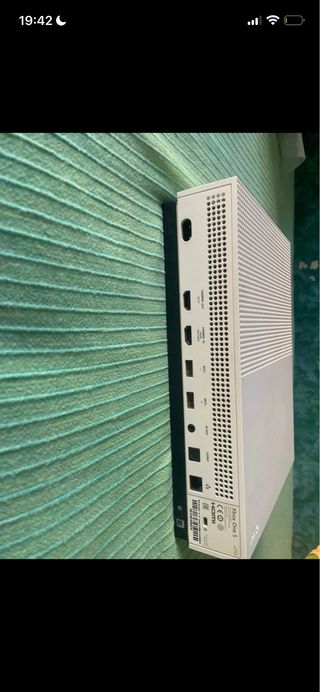 Xbox One S 1TB + Accesorios