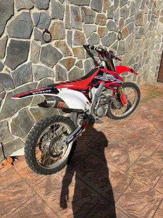 Honda CRF Motocross Roja y Blanca