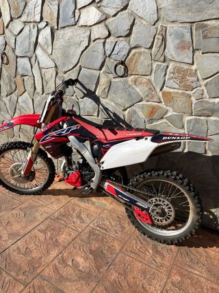 Honda CRF Motocross Roja y Blanca