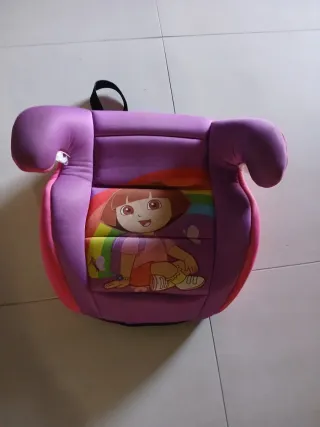 Elevador infantil con Dora la Exploradora