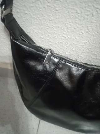Bolso Negro Stradivarius