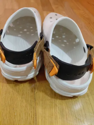 Sandalias Crocs All Terrain Hombre Blancas