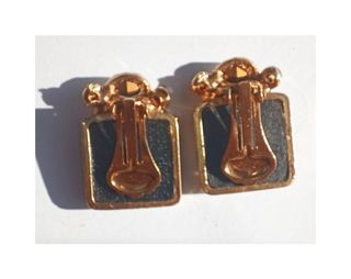 Pendientes vintage chapados en oro y animal print