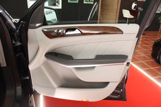 Mercedes-Benz GL 2013