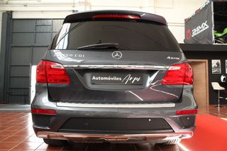 Mercedes-Benz GL 2013