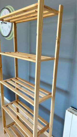 Estantería de madera de bambú