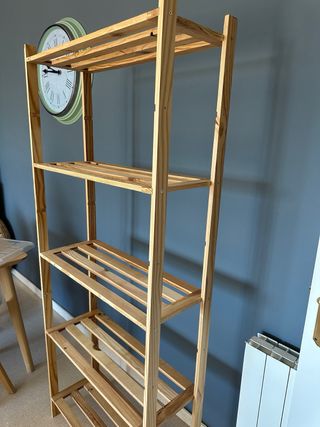 Estantería de madera de bambú