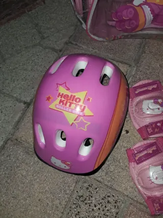 Patines y Casco Hello Kitty Niña