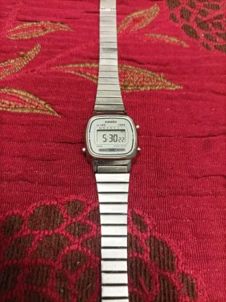 Reloj Casio Mujer Plata