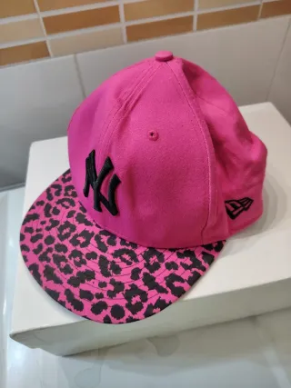 Gorra New Era NY Rosa y Negra