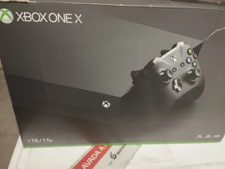 Xbox One X 1TB Negra