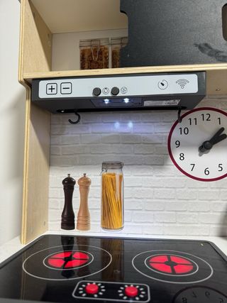 Cucina giocattolo in legno per bambini