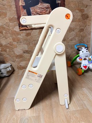 Escalera plegable para aseo infantil