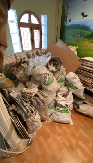 Portes y mudanzas retirada de escombro vaciados