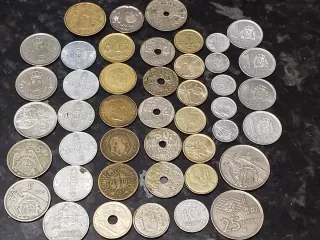Lote 44 Monedas Españolas