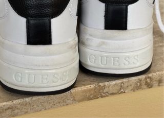Scarpe Guess bianche e nere