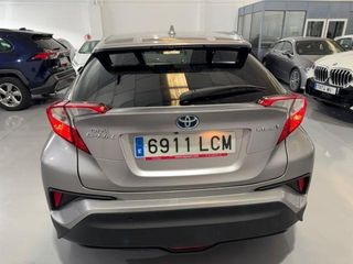 TOYOTA C-HR Hybrid Advance