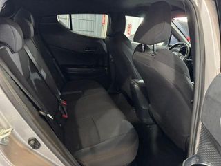 TOYOTA C-HR Hybrid Advance