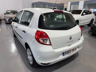 RENAULT Clio 1.2 16V 5 porte Dynamique