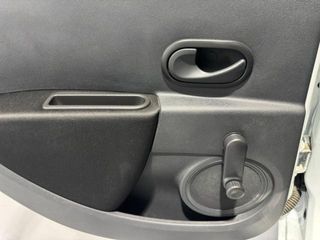 RENAULT Clio 1.2 16V 5 porte Dynamique