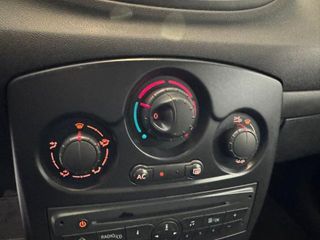 RENAULT Clio 1.2 16V 5 porte Dynamique