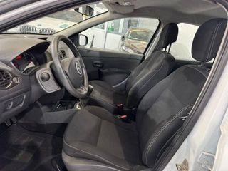 RENAULT Clio 1.2 16V 5 porte Dynamique