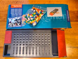 Juego de mesa Master Mind Colores