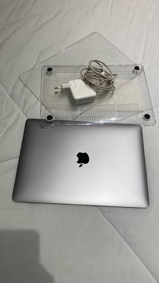 MacBook Air 13” Retina 2019