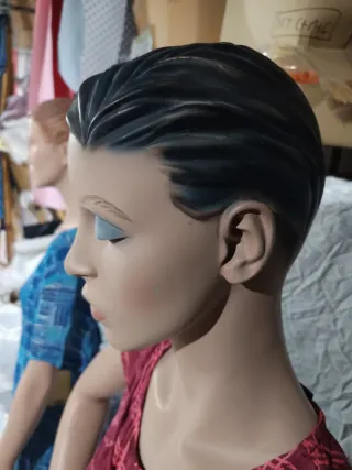 2 Maniquís cuerpo entero 1.80m cara definida