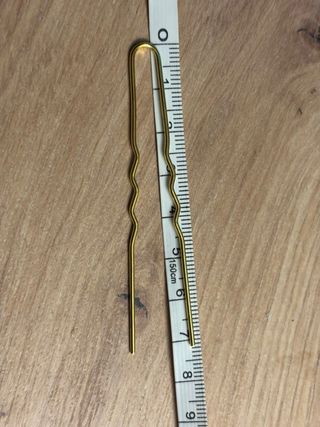 Aderezo, fallera dorado, broche 3 gotas con pincho