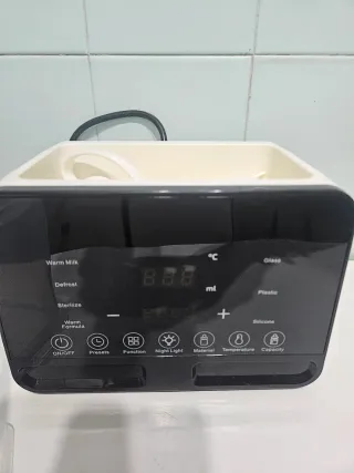 Calienta biberones y esterilizador 4 en 1