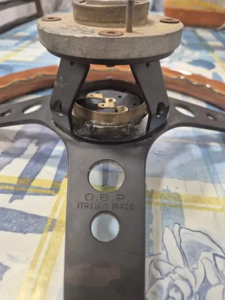 Volante O.B.A Madera Clásico