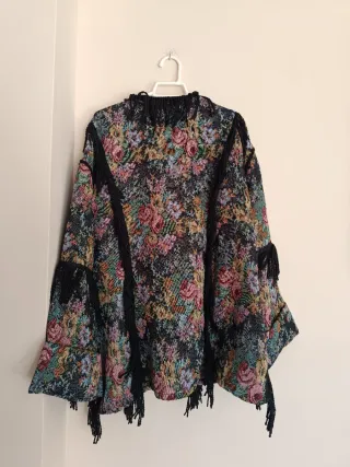 Kimono Zara Flores Flecos