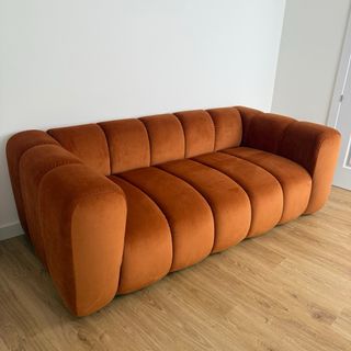 Sofá de diseño terciopelo naranja 2 plazas