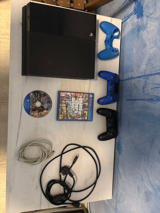 PS4 Negra + 2 Mandos + Juegos + Cables Internet