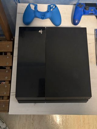 PS4 Negra + 2 Mandos + Juegos + Cables Internet