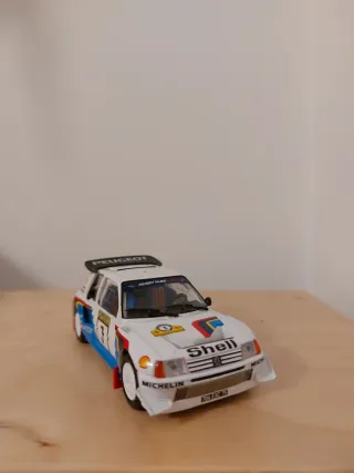 Peugeot 205 Turbo 16 Escala