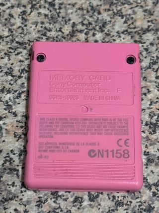 Tarjeta Memoria PS2 8MB Rosa MagicGate Sony