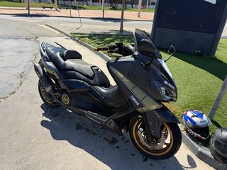 Yamaha T-Max 530