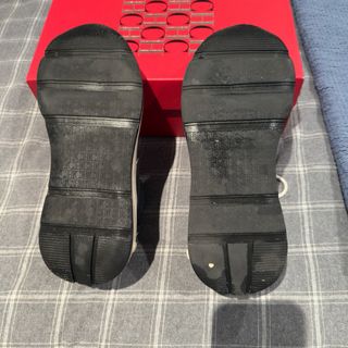 Zapatillas Carolina Herrera Negras y Blancas