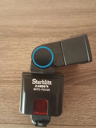Starblitz 240DFN Flash Autofocus