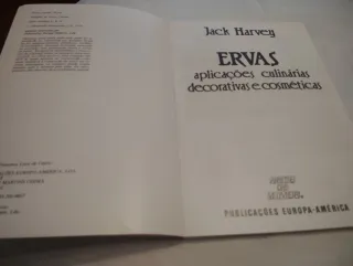 Livro Coleção Arte de Viver Ervas Vintage