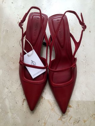 Zapatos tacón bajo rojos 37 Nuevos