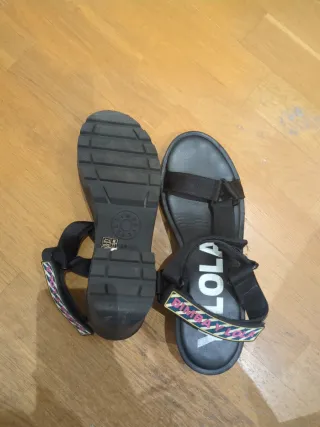 Sandalias Bimba y Lola tacón ancho