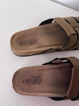 Sandalias de piel marrón talla 42