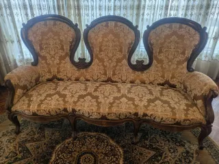 Tresillo Isabelino Tapizado. 2 sillones a conjunto