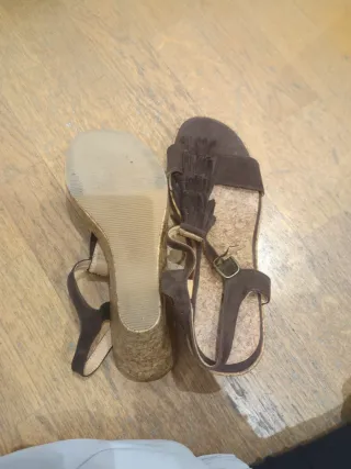 Sandalias Natura Marrones